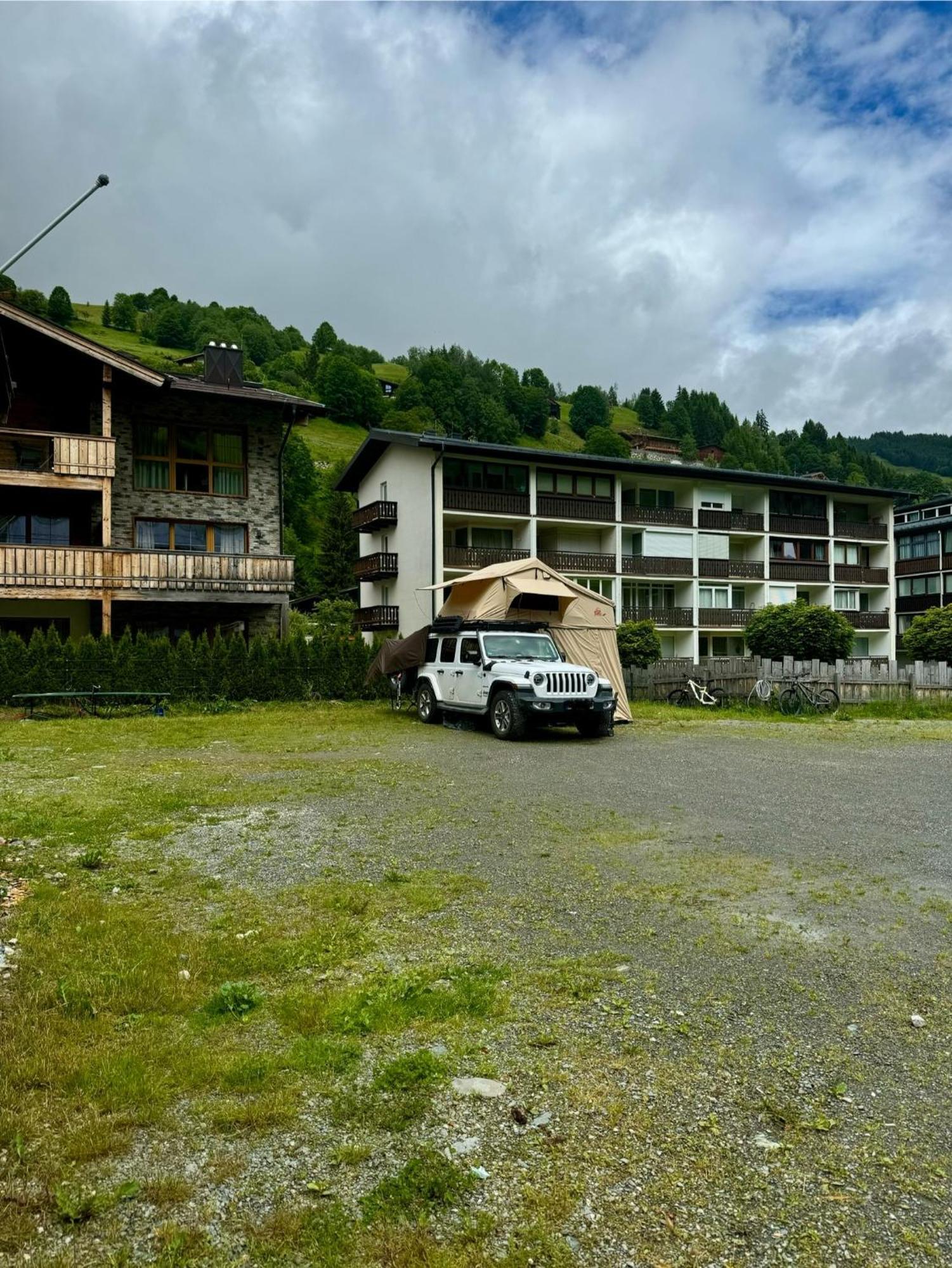 Skill Mountain Lodge - Ski Und Bike Hostel Im Sommer Mit Joker Card Saalbach-Hinterglemm Eksteriør bilde
