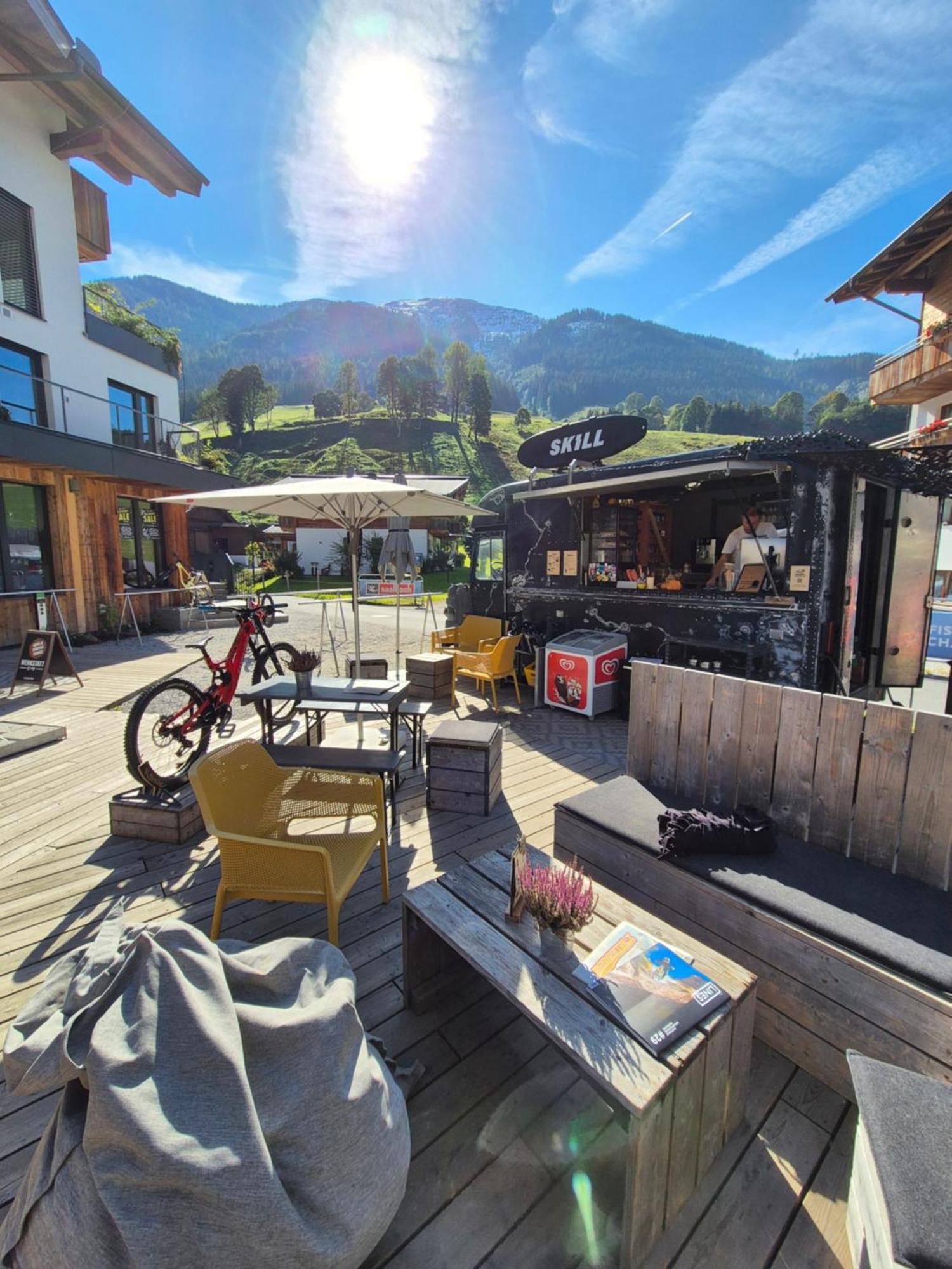 Skill Mountain Lodge - Ski Und Bike Hostel Im Sommer Mit Joker Card Saalbach-Hinterglemm Eksteriør bilde